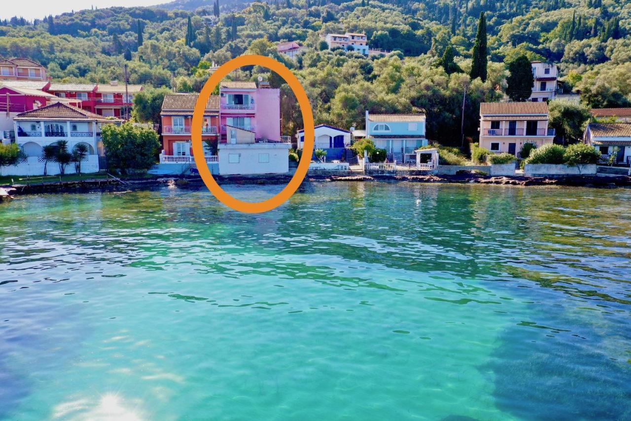 Seafront Villa Ourania Mesongí Exterior photo